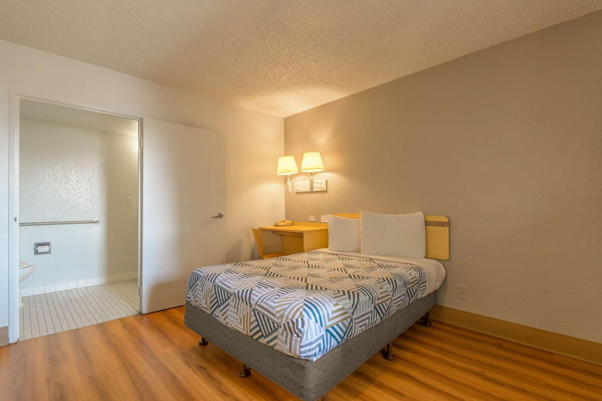 Motel 6 Hayward, Ca- Silicon Valley Gateway Εξωτερικό φωτογραφία