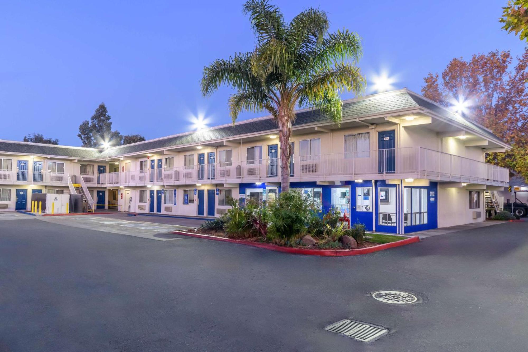 Motel 6 Hayward, Ca- Silicon Valley Gateway Εξωτερικό φωτογραφία