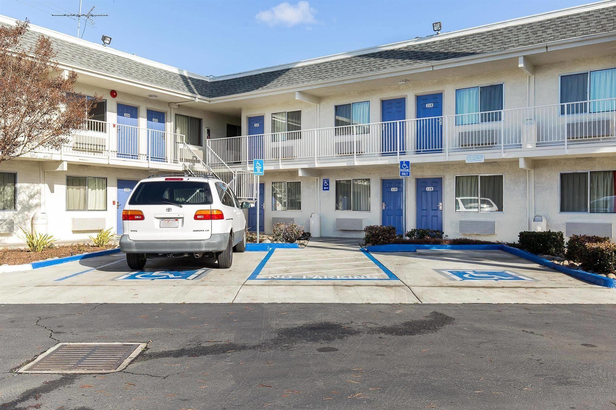 Motel 6 Hayward, Ca- Silicon Valley Gateway Εξωτερικό φωτογραφία