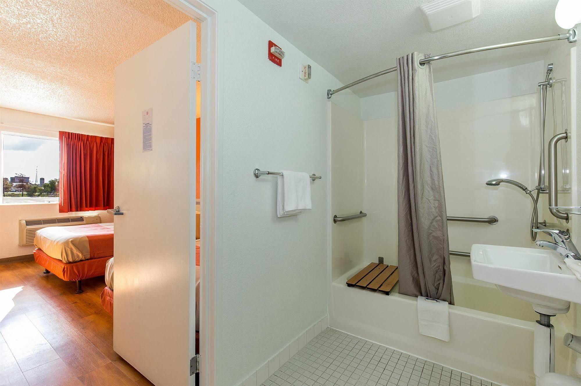 Motel 6 Hayward, Ca- Silicon Valley Gateway Εξωτερικό φωτογραφία